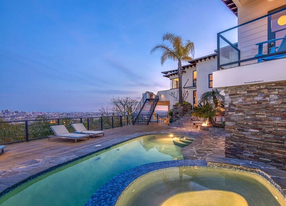 Luxury Los Angeles hillside home with pool, represented by Efrat Poulson